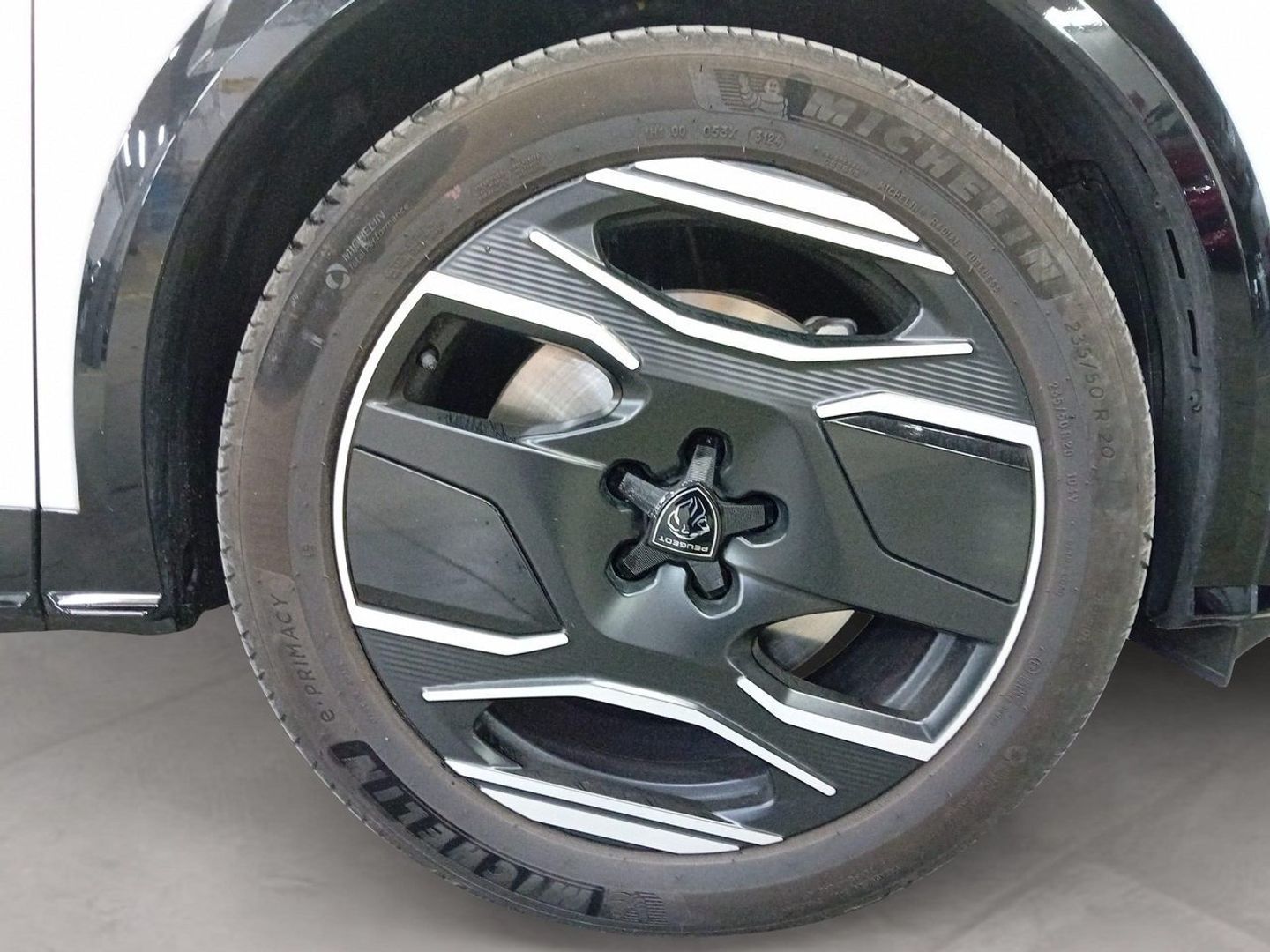 Peugeot e-5008 GT Eléctrico 157 kW (214 CV)