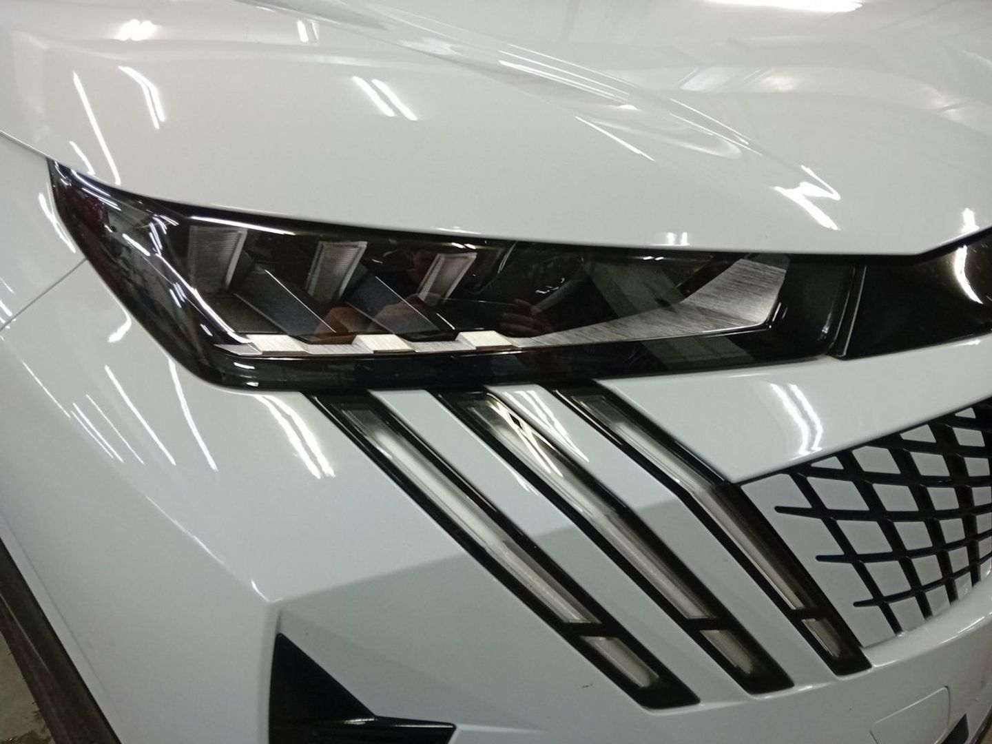 Peugeot e-5008 GT Eléctrico 157 kW (214 CV)