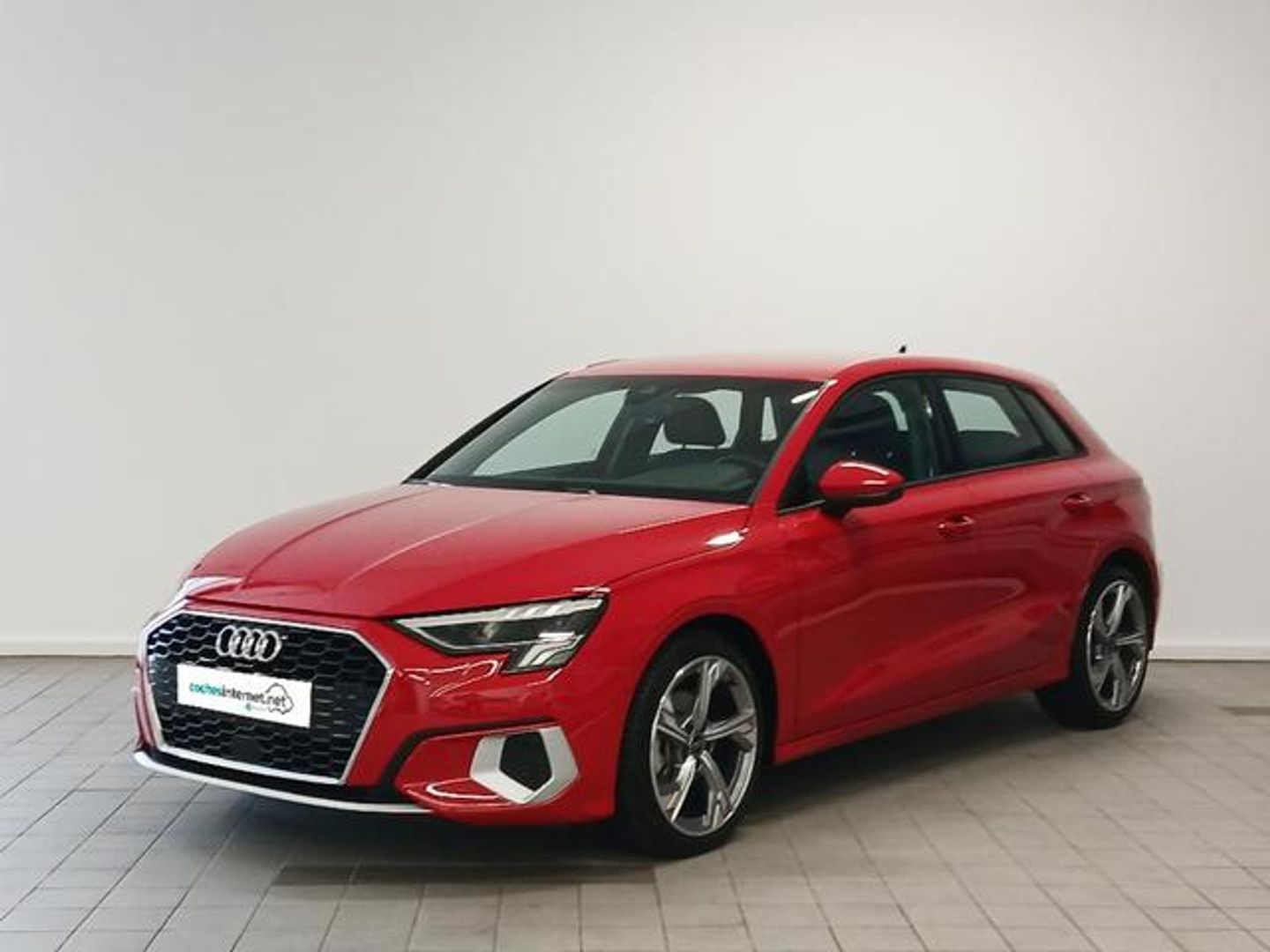 Audi A3 Sportback Advanced 30 TFSI 81 kW (110 CV) S tronic Rojo Compact