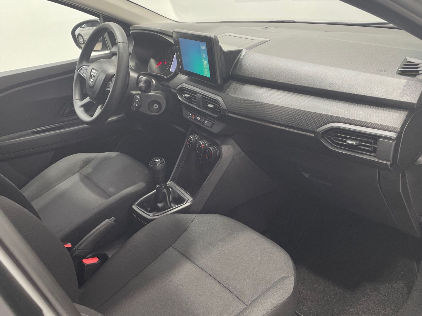 Dacia Sandero Essential SCe 49 kW (67 CV)