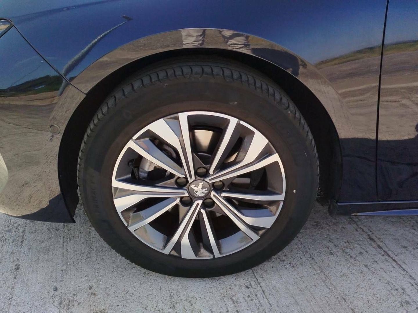 Peugeot 508 BlueHDI 130 S&S Allure Pack EAT8 96 kW (130 CV)