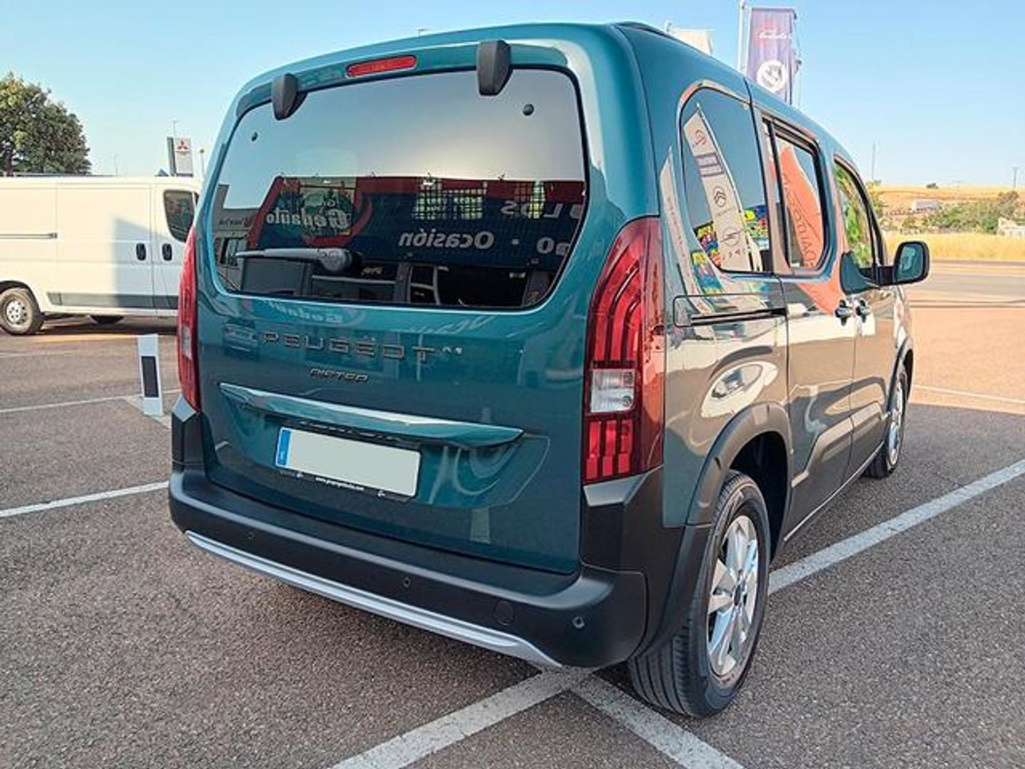 Peugeot Rifter BlueHDi 100 Allure Business Standard 73 kW (100 CV)