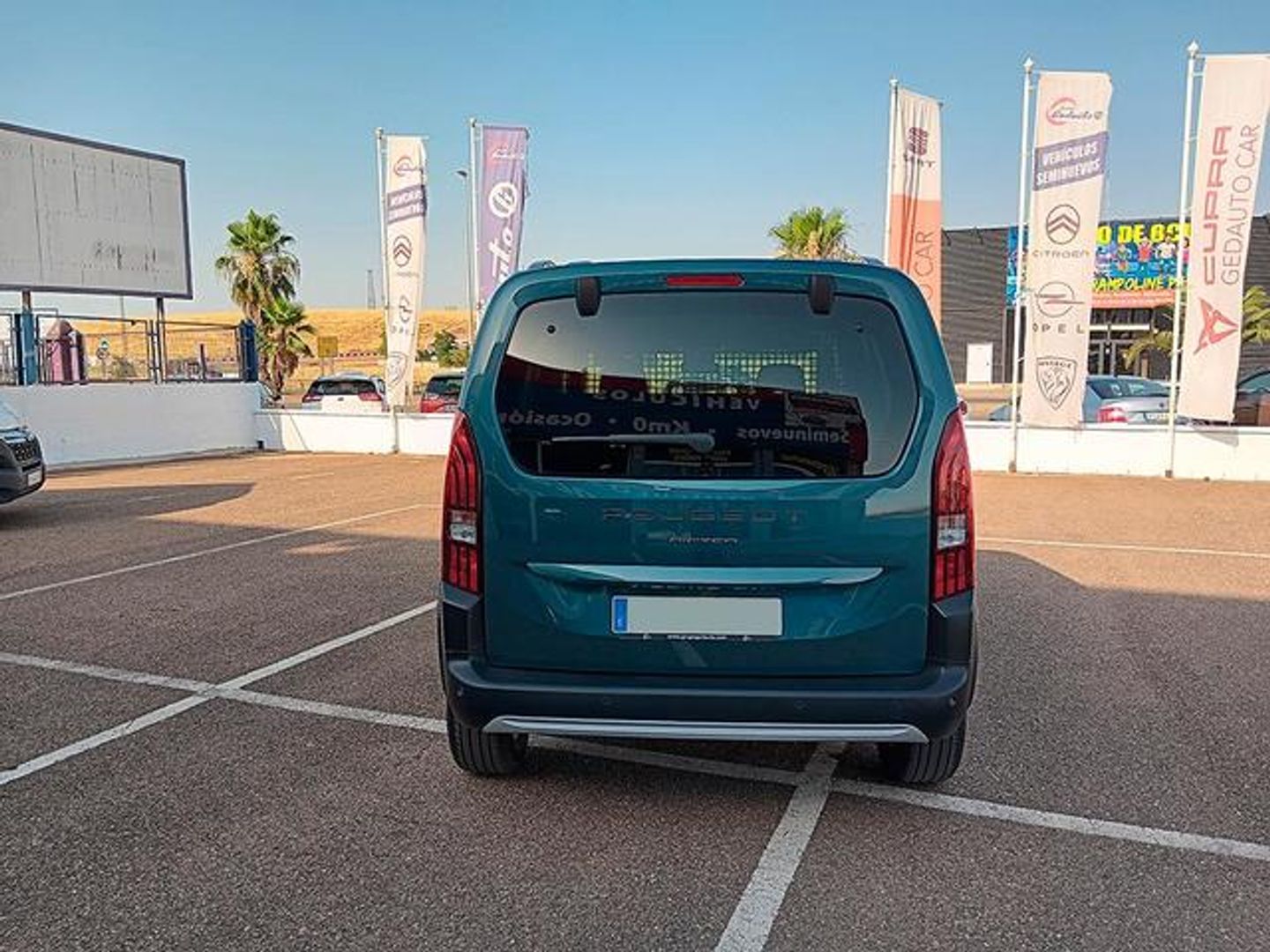 Peugeot Rifter BlueHDi 100 Allure Business Standard 73 kW (100 CV)
