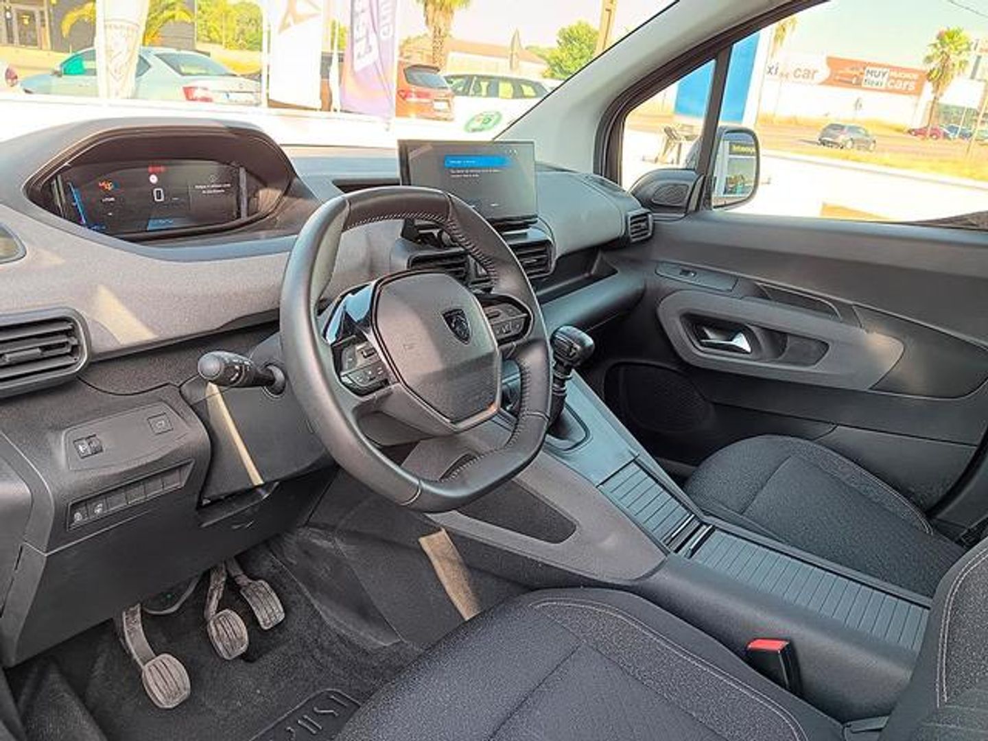 Peugeot Rifter BlueHDi 100 Allure Business Standard 73 kW (100 CV)