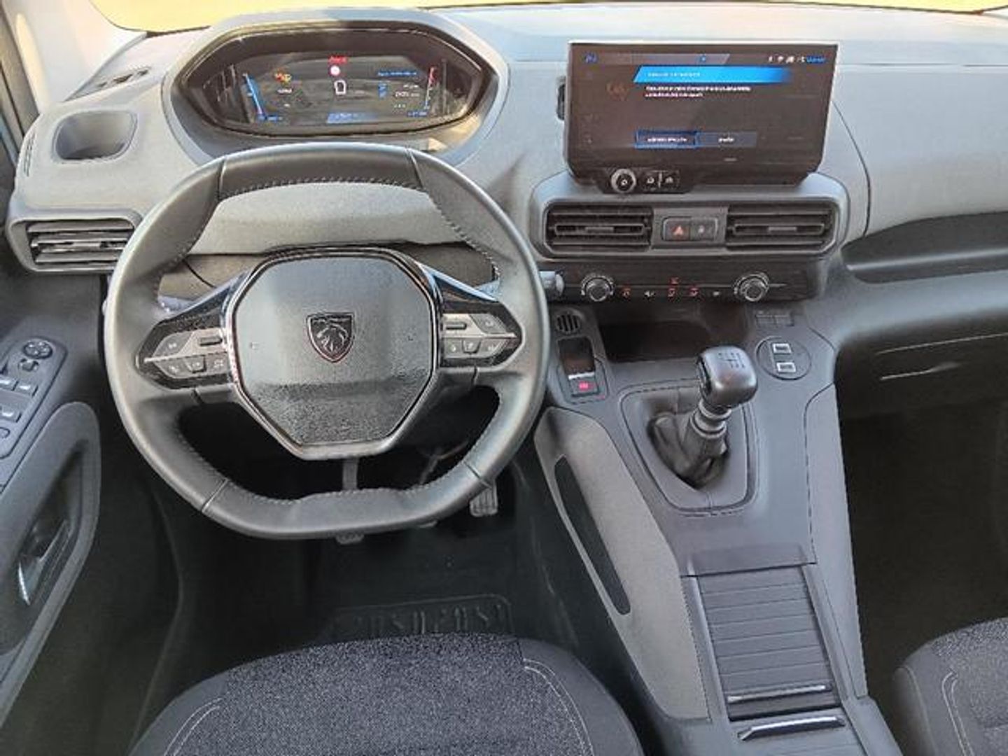 Peugeot Rifter BlueHDi 100 Allure Business Standard 73 kW (100 CV)