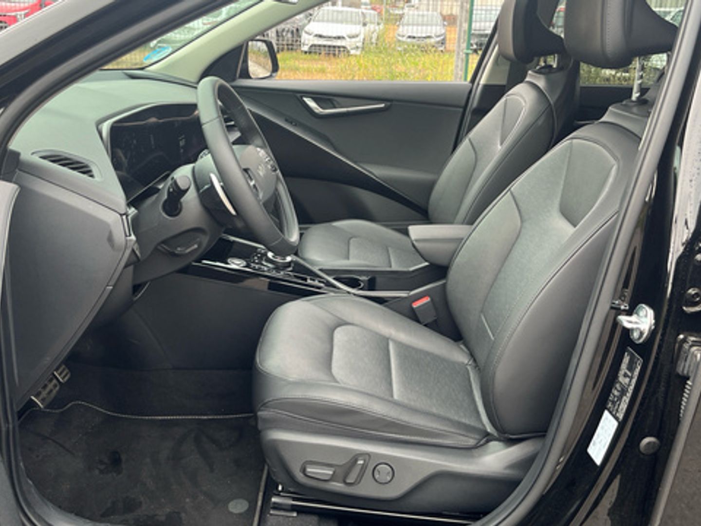 Kia Niro 1.6 GDi HEV Emotion 104 kW (141 CV)
