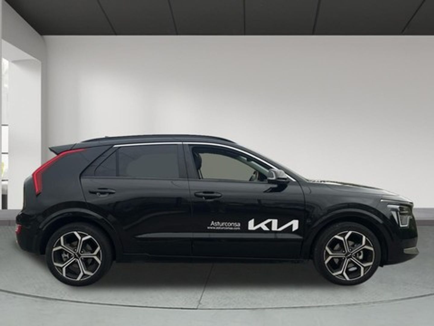 Kia Niro 1.6 GDi HEV Emotion 104 kW (141 CV)