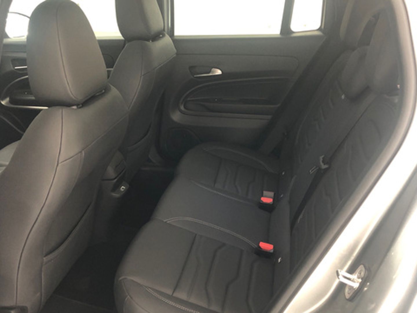 Jeep Avenger 1.2 eHybrid Summit 74 kW (100 CV)