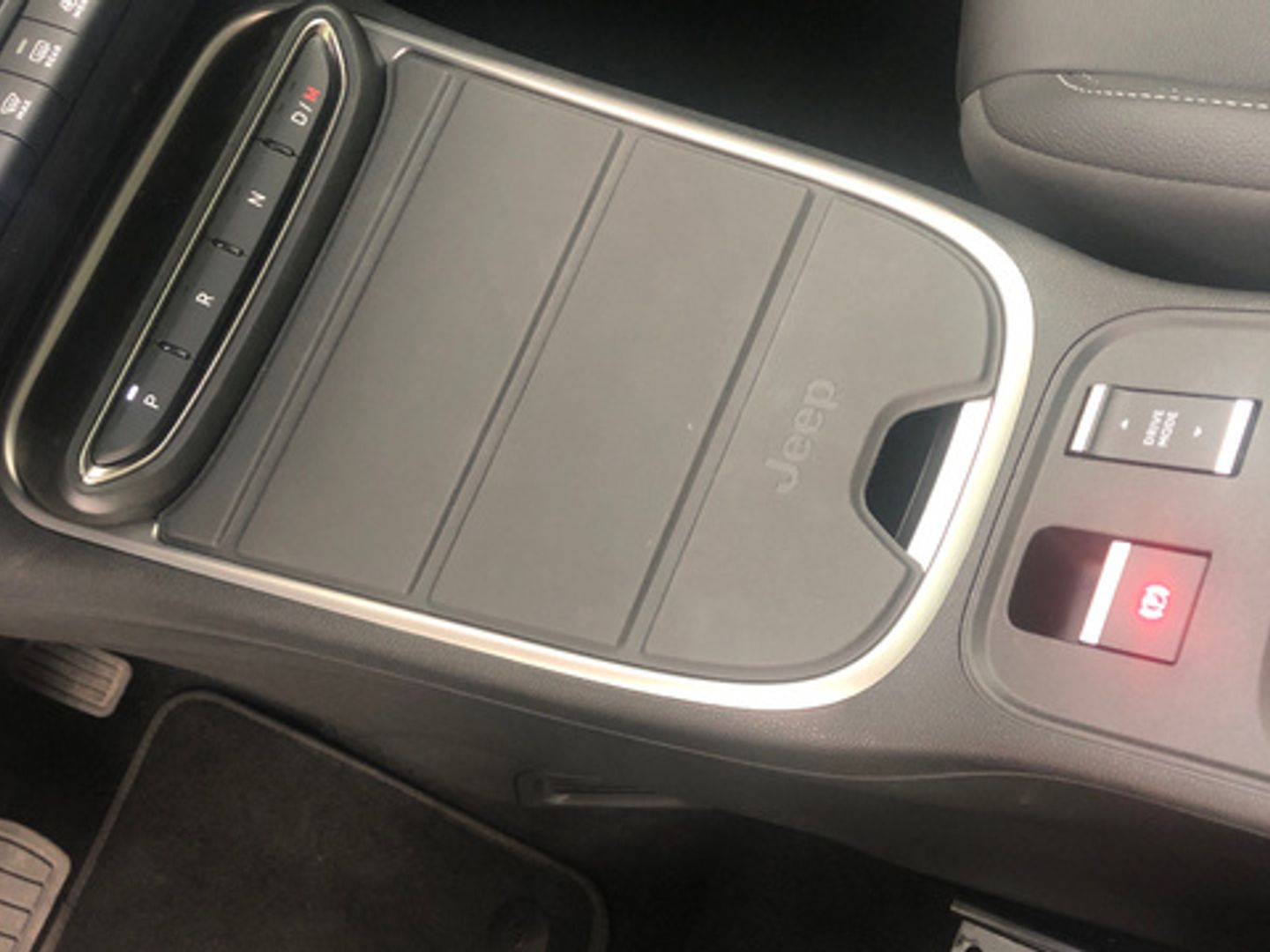 Jeep Avenger 1.2 eHybrid Summit 74 kW (100 CV)