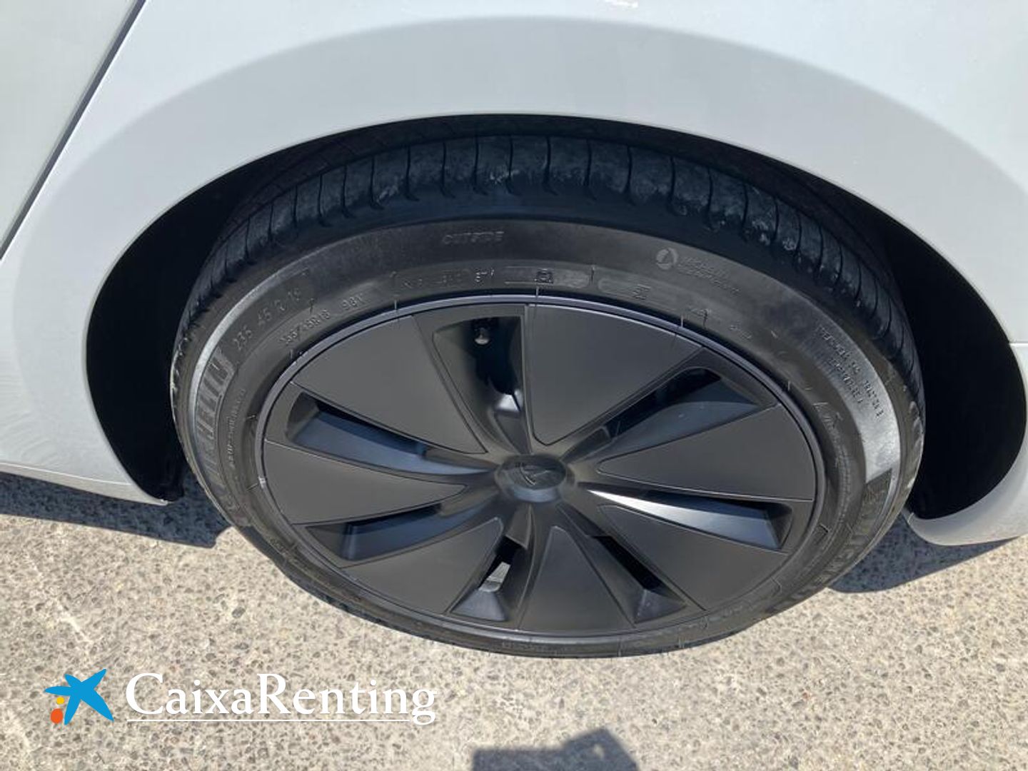 Tesla Model 3 RWD 208 kW (283 CV)