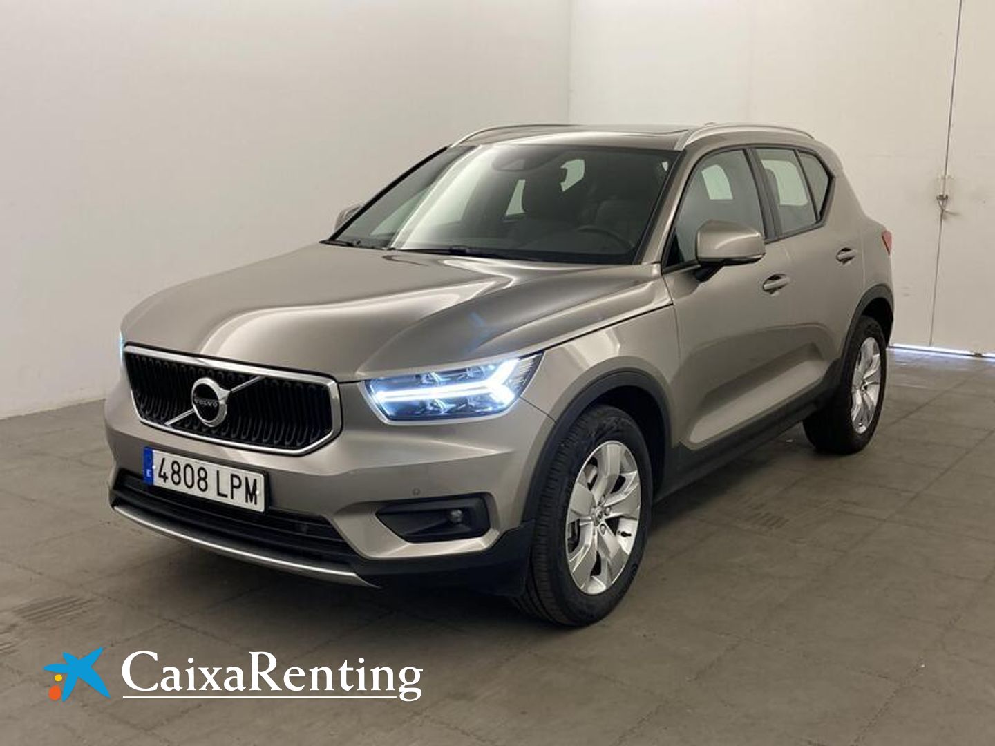 Volvo XC40 B4 G Momentum Pro Auto 145 kW (197 CV) Gris SUV