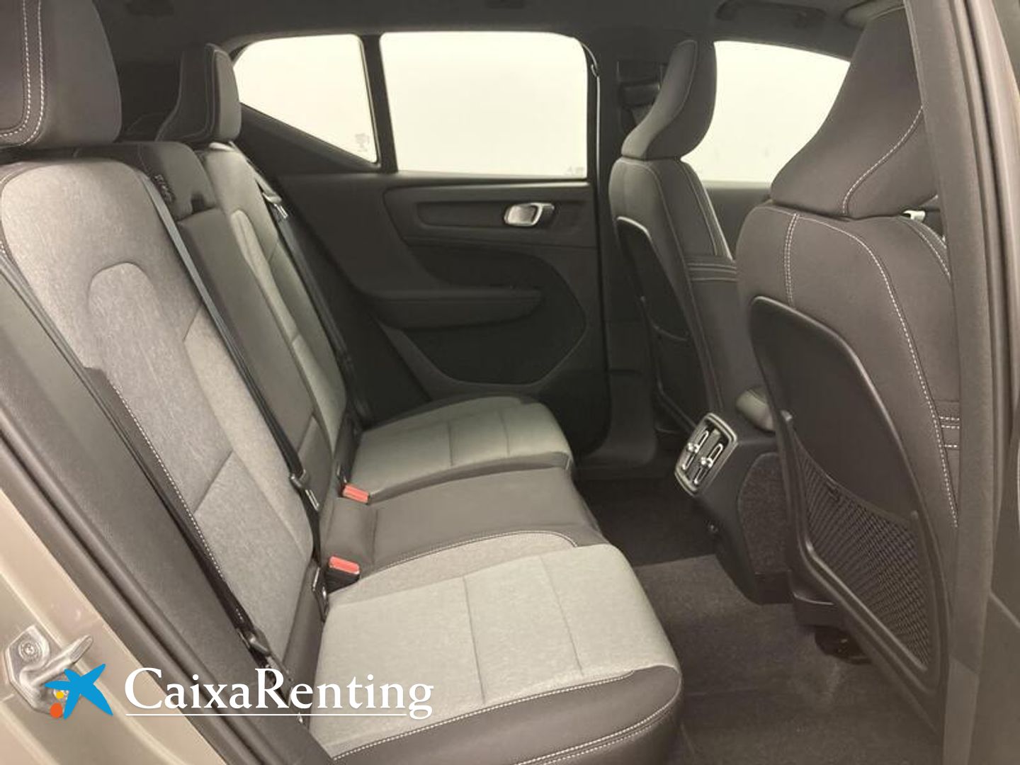 Volvo XC40 B4 G Momentum Pro Auto 145 kW (197 CV)