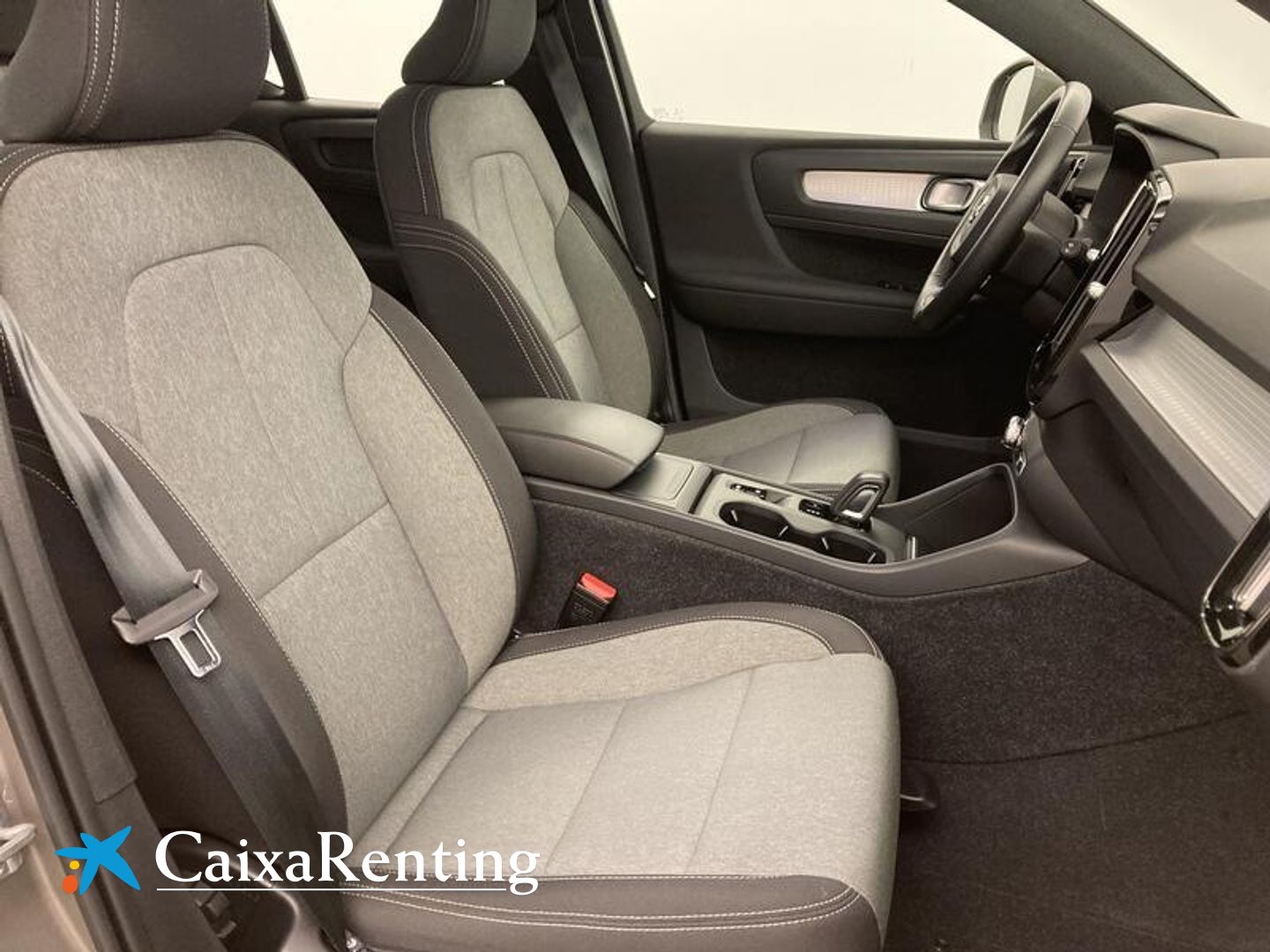 Volvo XC40 B4 G Momentum Pro Auto 145 kW (197 CV)