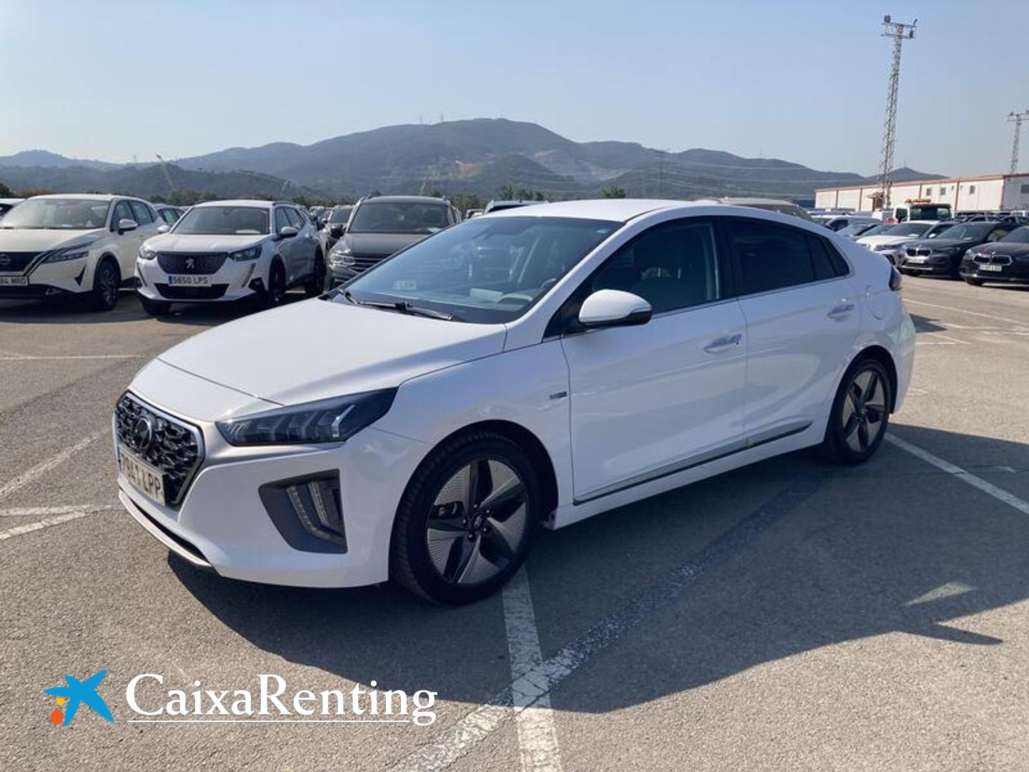 Hyundai Ioniq 1.6 GDI HEV Tecno DCT 104 kW (141 CV) Blanco Sedan