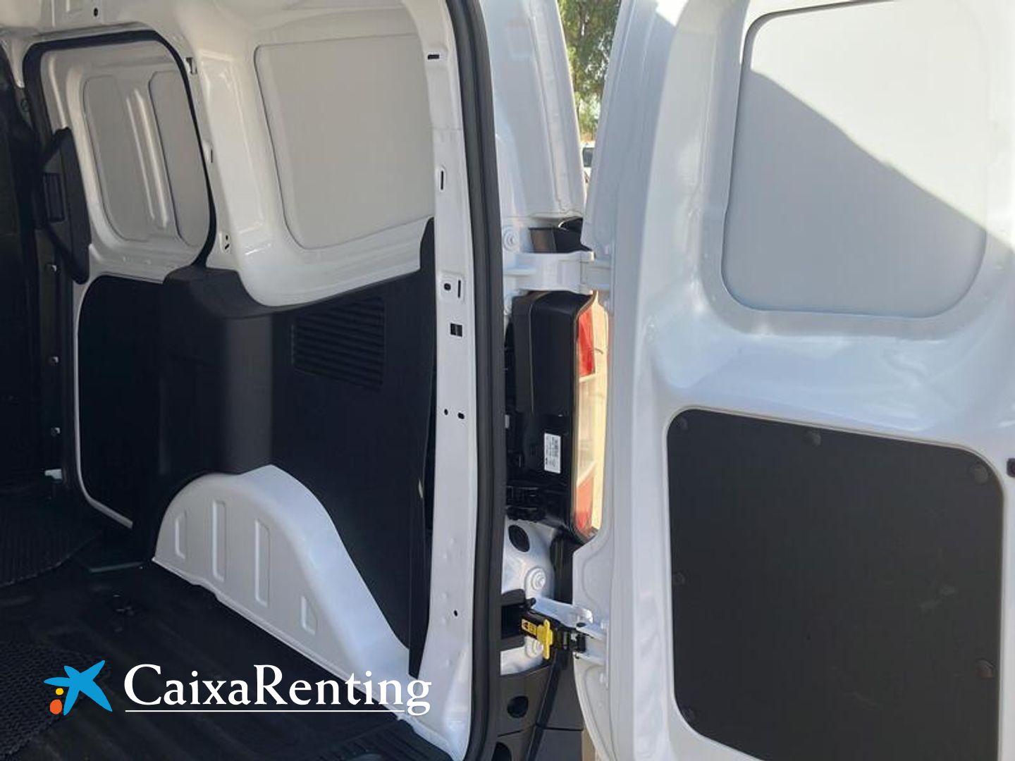 Ford Transit Courier Furgon 1.5 Ecoblue Trend 75 kW (100 CV)