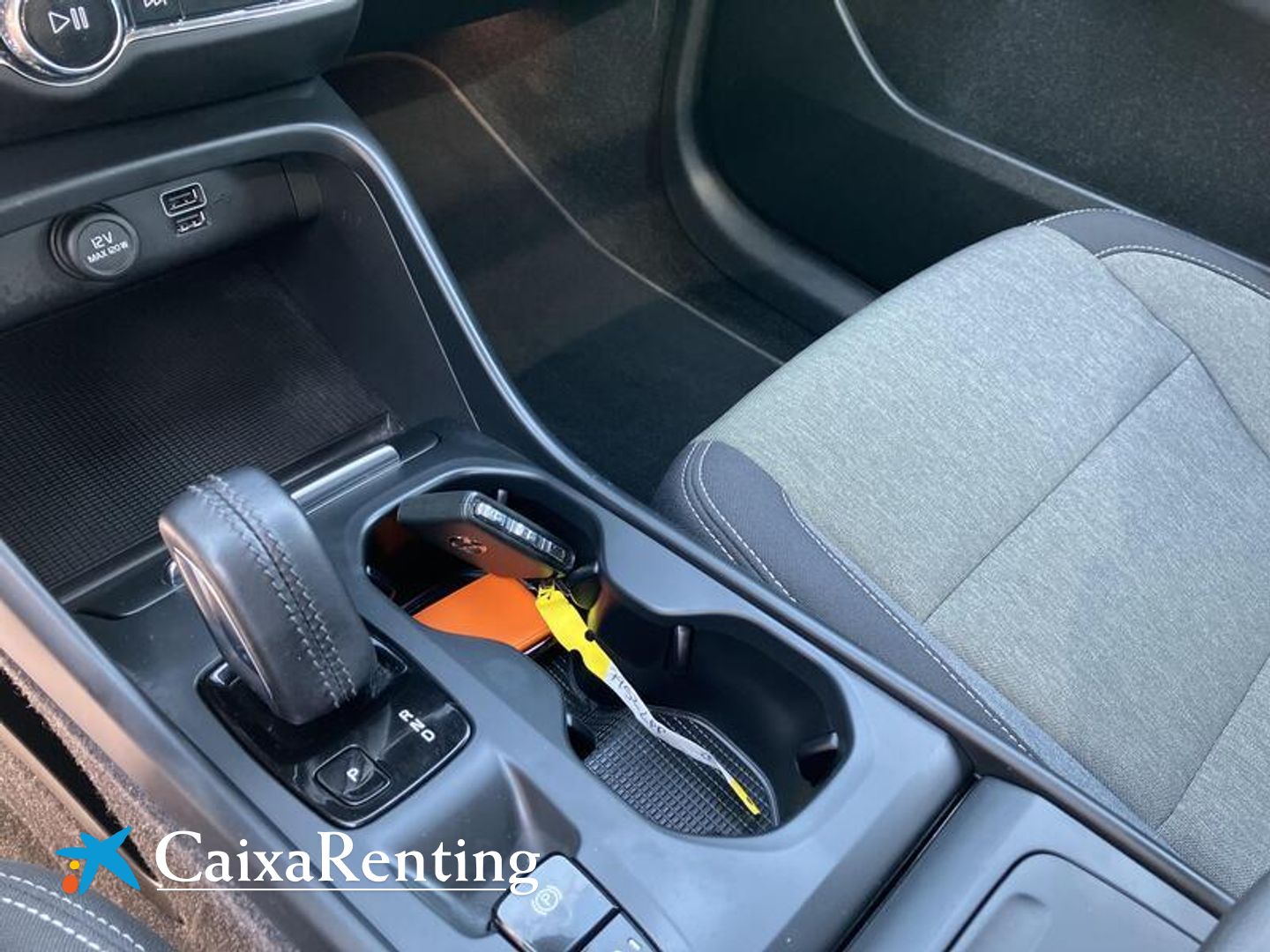 Volvo XC40 T2 Momentum Pro Auto 95 kW (129 CV)