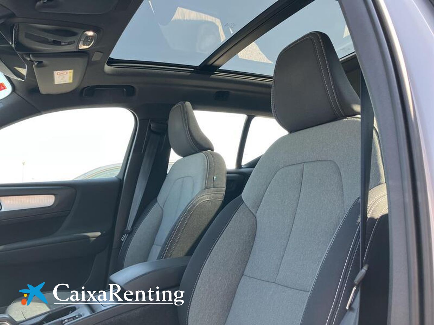 Volvo XC40 T2 Momentum Pro Auto 95 kW (129 CV)