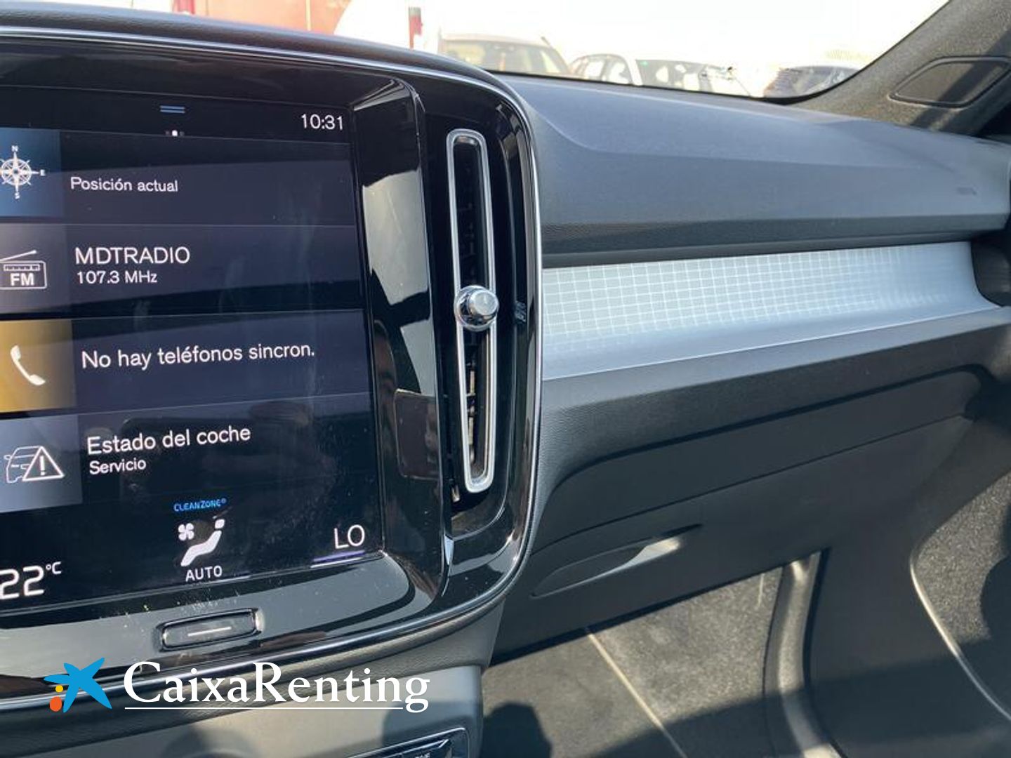 Volvo XC40 T2 Momentum Pro Auto 95 kW (129 CV)