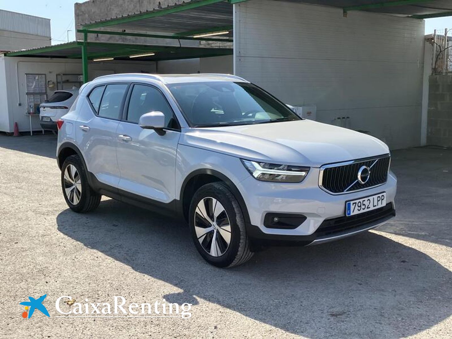 Volvo XC40 T2 Momentum Pro Auto 95 kW (129 CV)