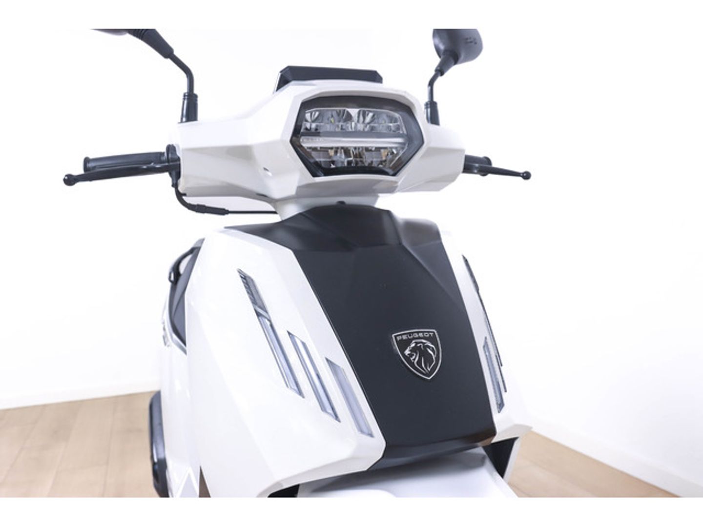 Peugeot Tweet 50