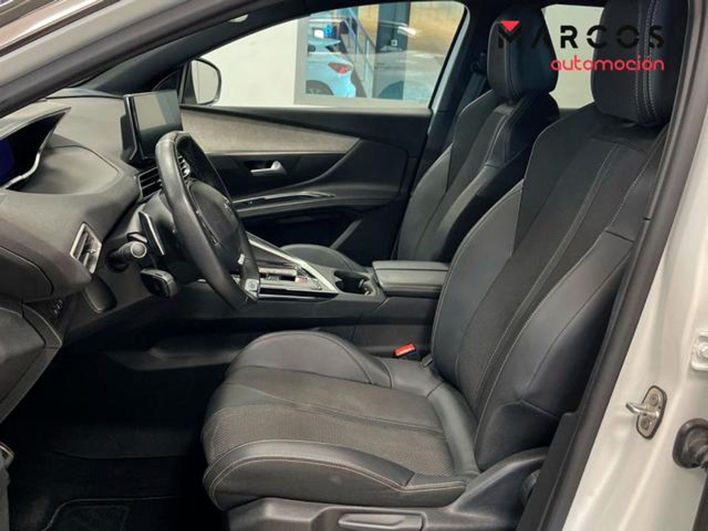 Peugeot 3008 Hybrid 225 GT e-EAT8 165 kW (225 CV)