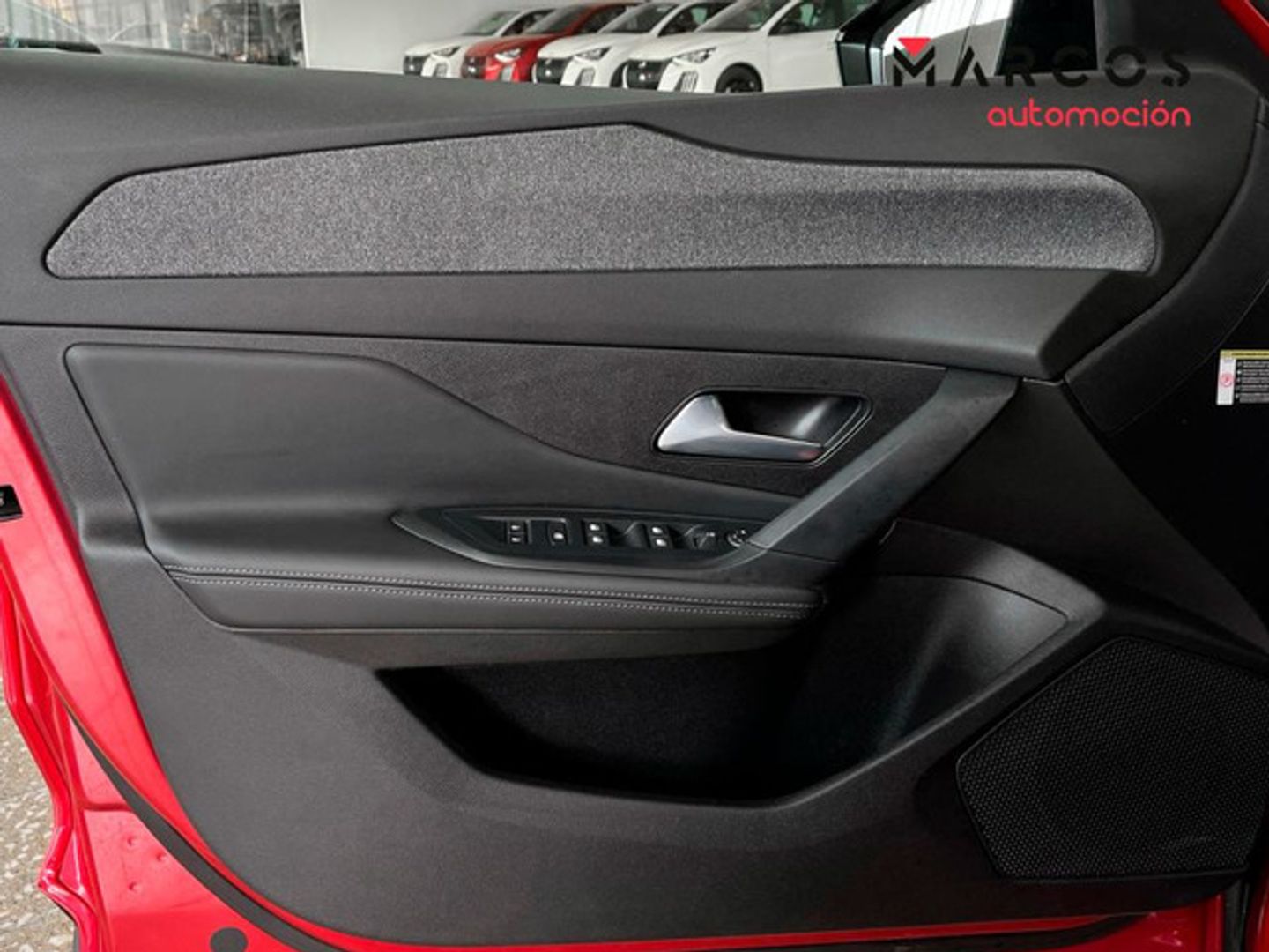 Peugeot 408 Allure Hybrid eDCS6 100 kW (136 CV)