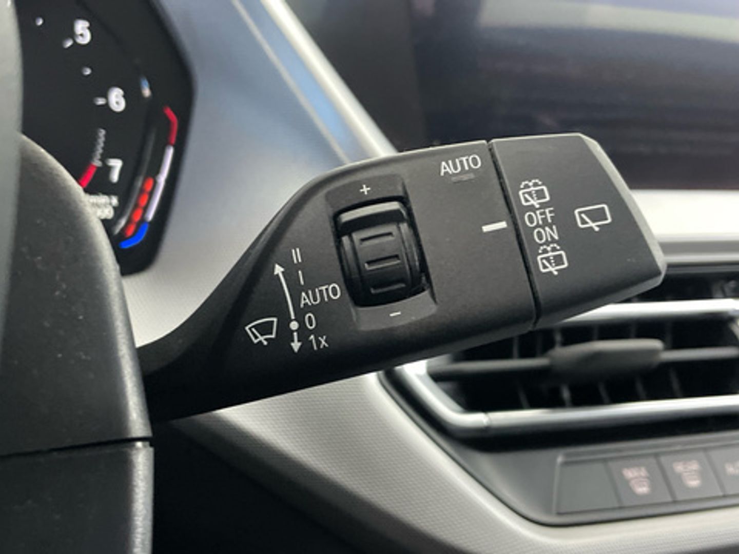 BMW Serie 1 118i 103 kW (140 CV)