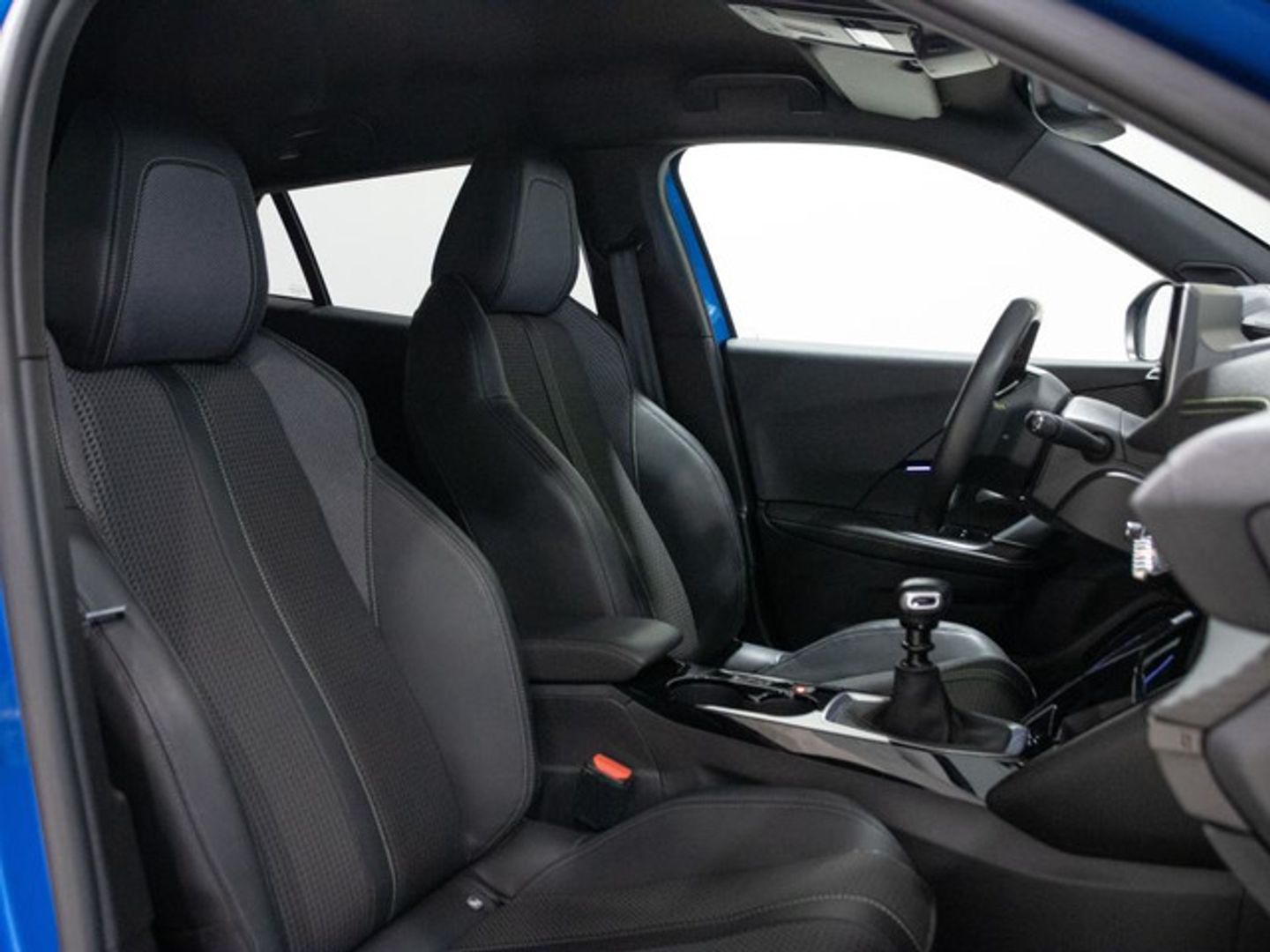 Peugeot 2008 PureTech 130 S&S GT 96 kW (130 CV)