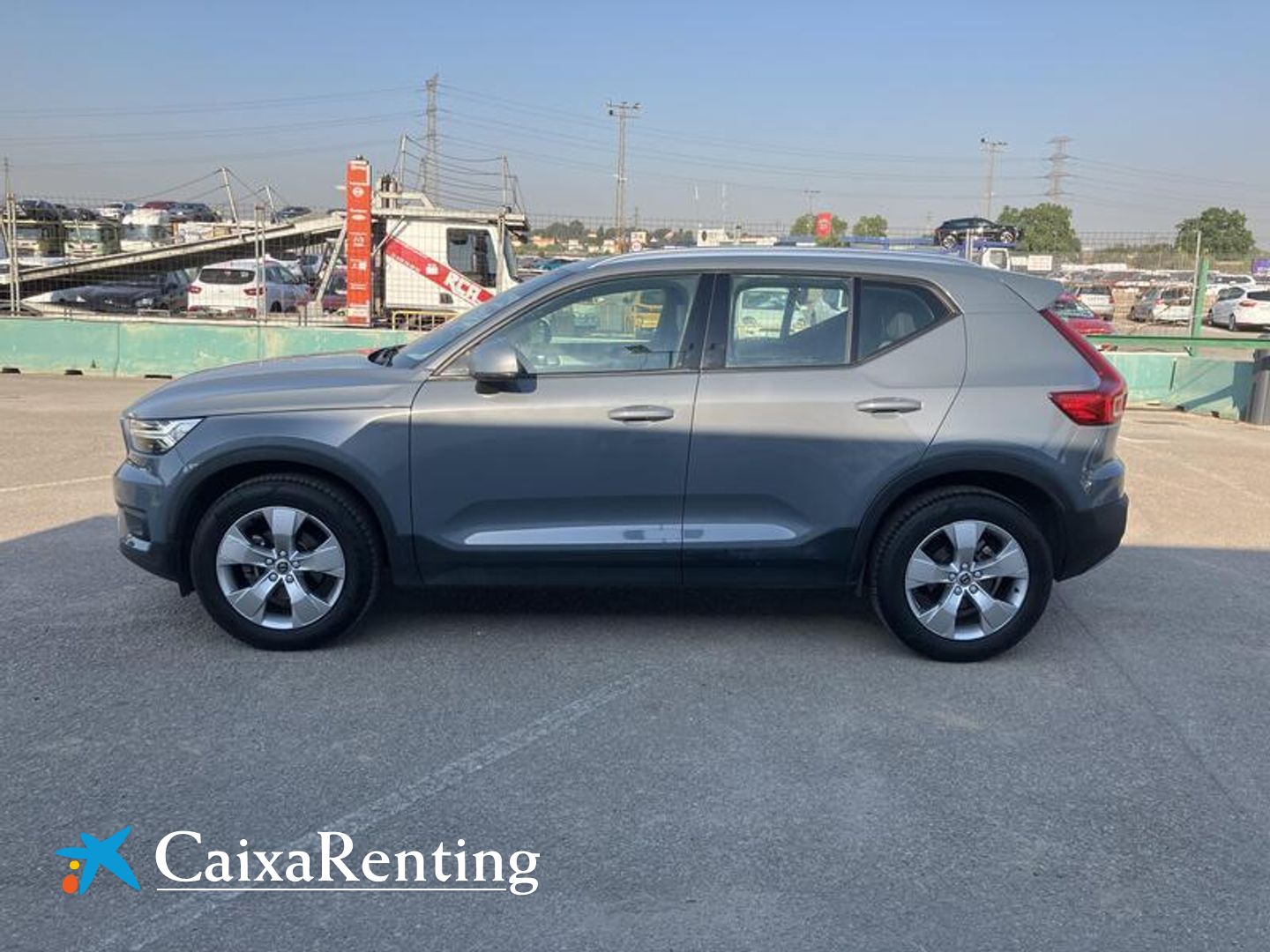Volvo XC40 T2 Momentum Pro Auto 95 kW (129 CV)