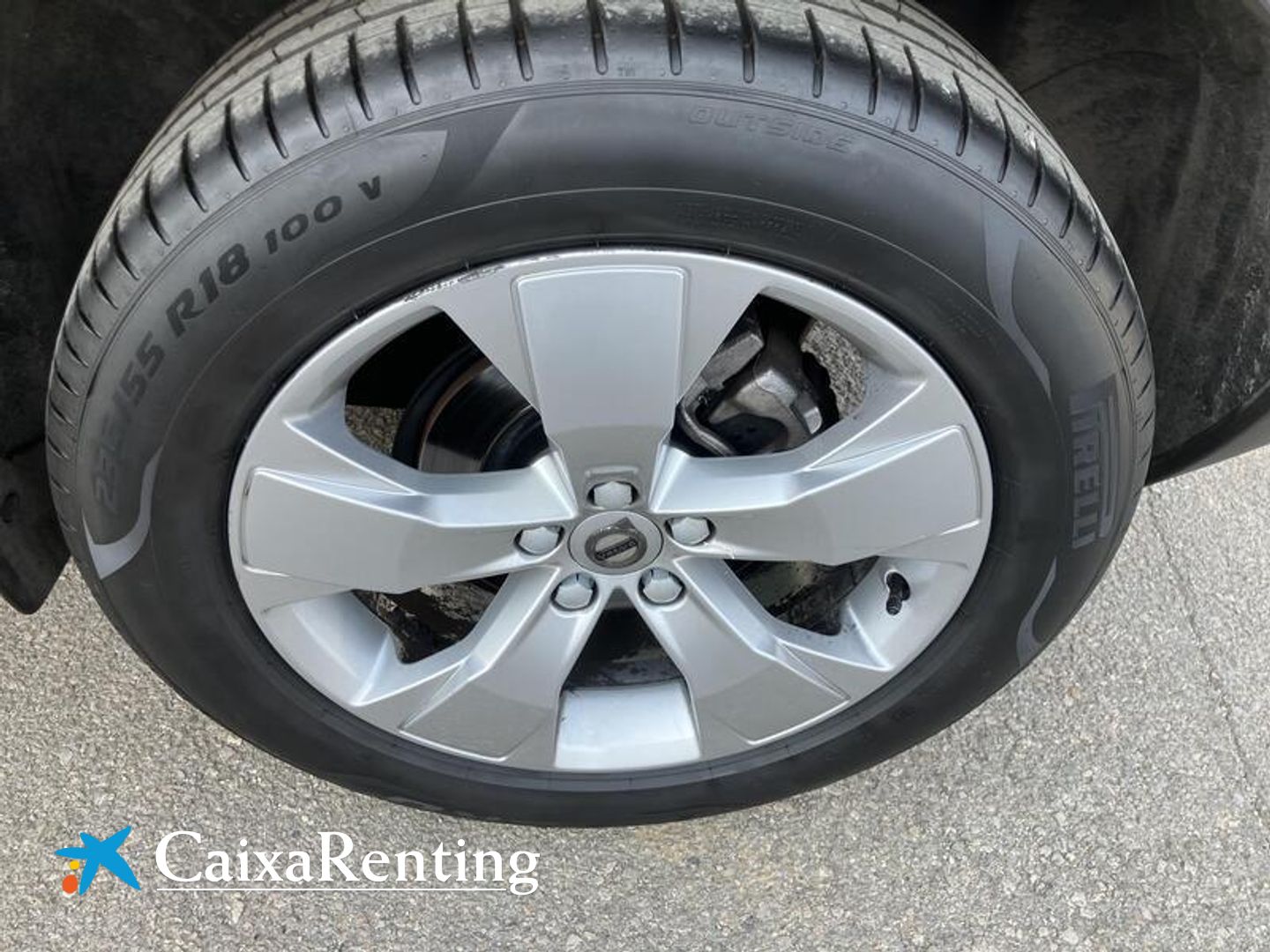Volvo XC40 T2 Momentum Pro Auto 95 kW (129 CV)