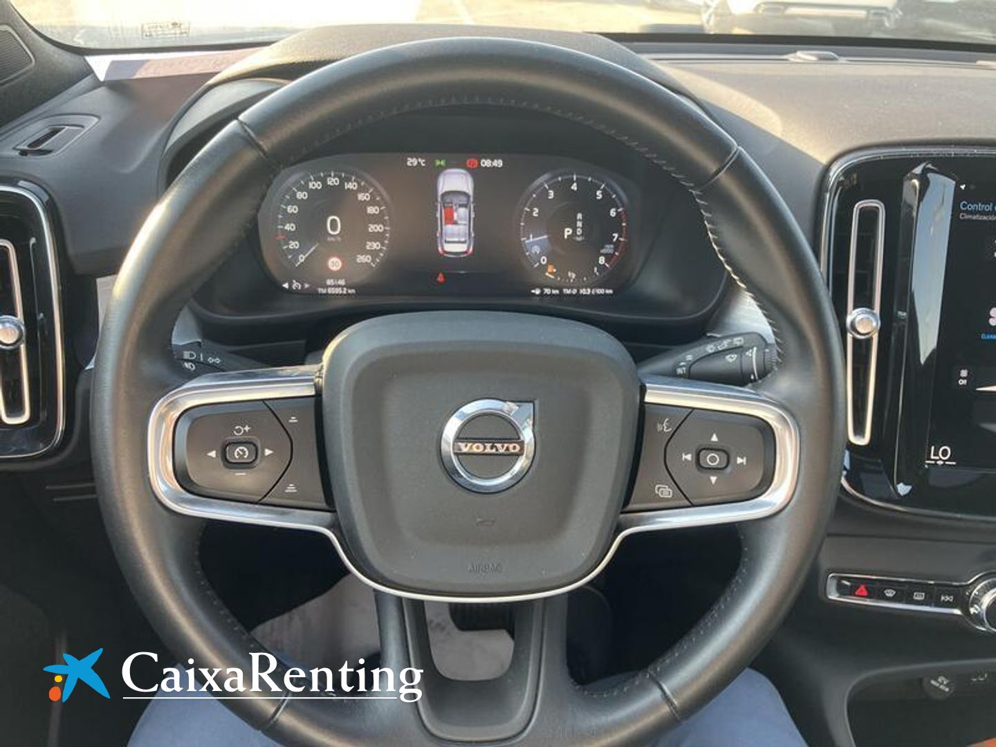 Volvo XC40 T2 Momentum Pro Auto 95 kW (129 CV)
