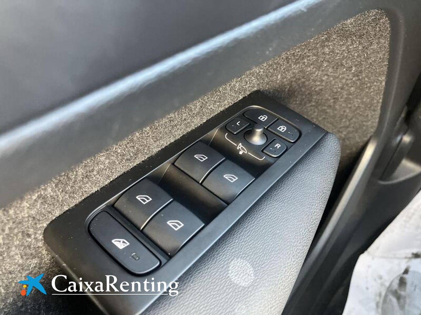 Volvo XC40 T3 R-Design Auto 120 kW (163 CV)