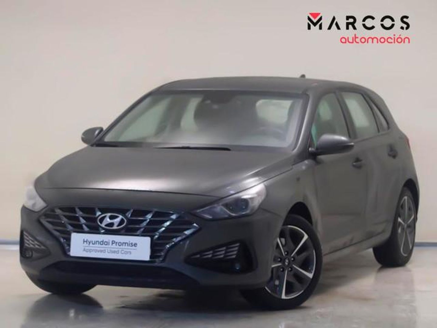 Hyundai i30 1.5 DPI Klass SLX 81 kW (110 CV) Gris Sedan