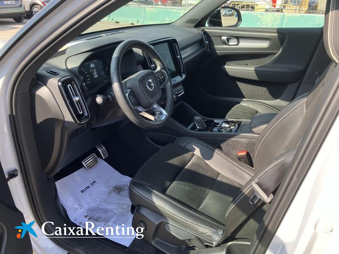 Volvo XC40 T3 R-Design Auto 120 kW (163 CV)