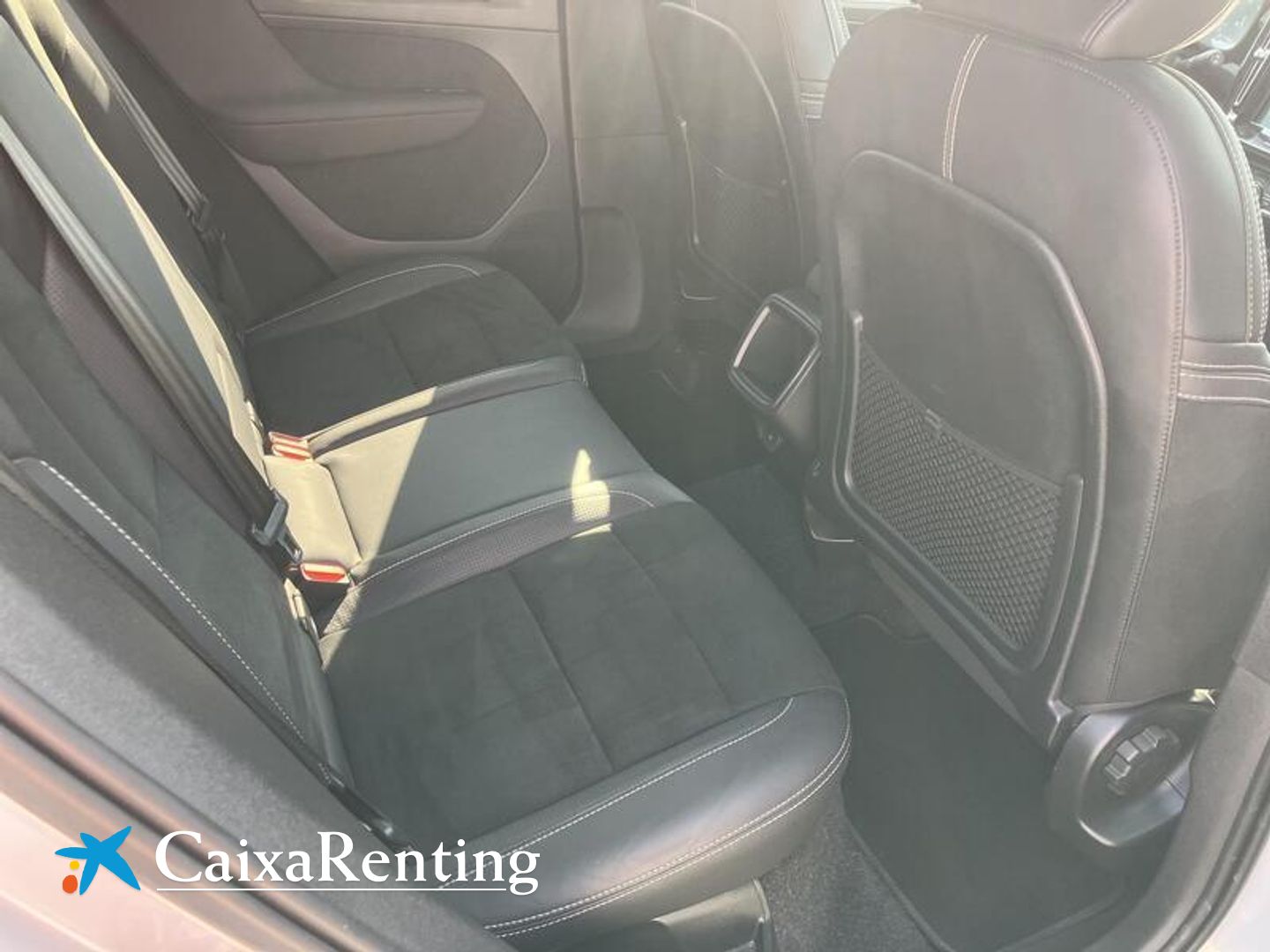 Volvo XC40 T3 R-Design Auto 120 kW (163 CV)