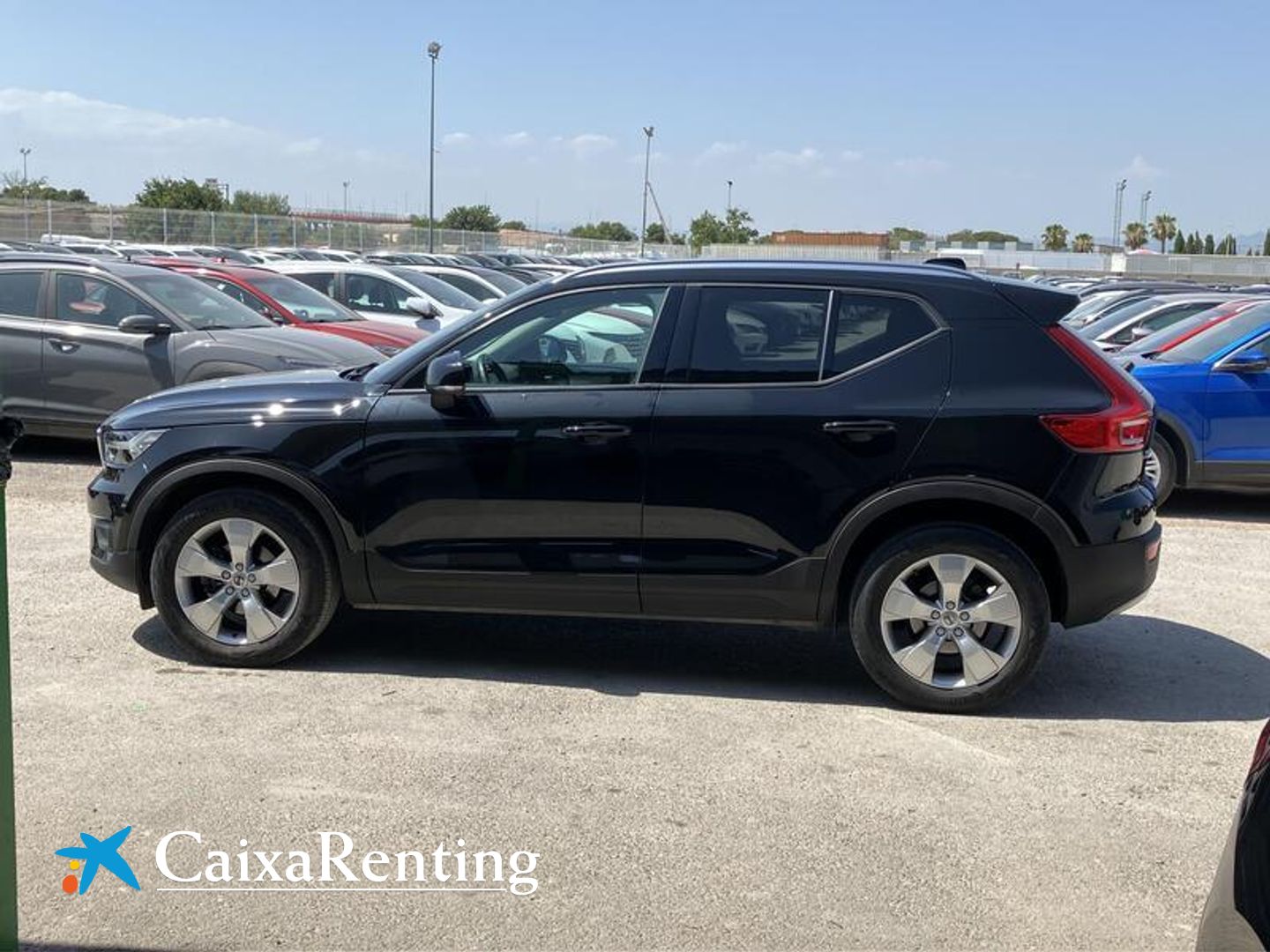 Volvo XC40 T2 Momentum Pro Auto 95 kW (129 CV)