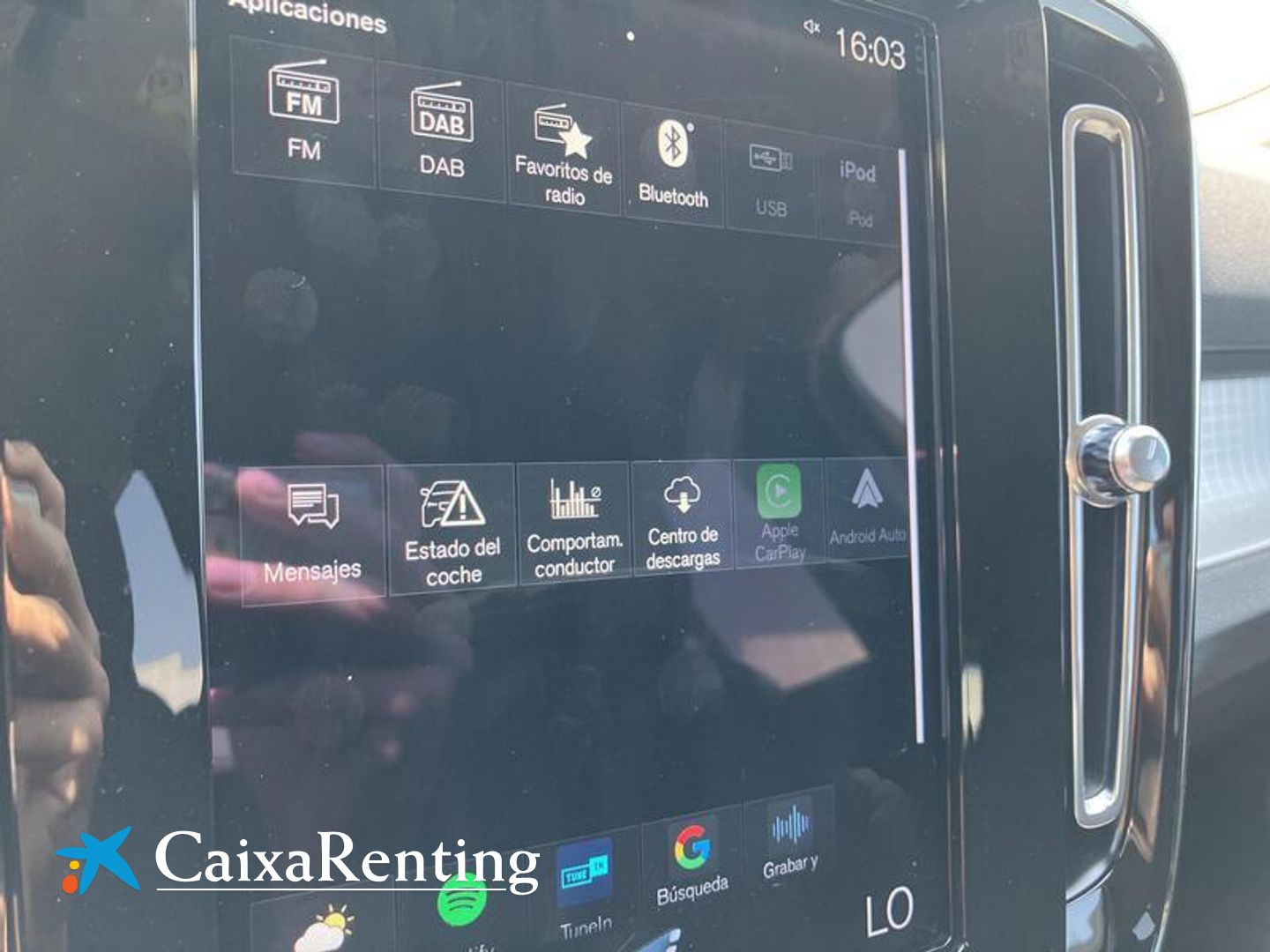 Volvo XC40 T2 Momentum Pro Auto 95 kW (129 CV)