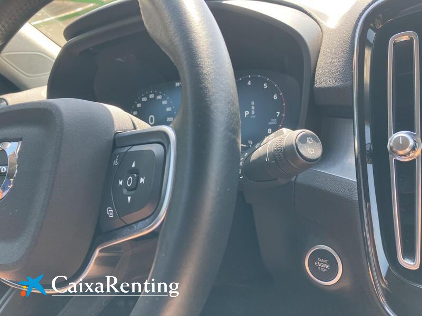 Volvo XC40 T2 Momentum Pro Auto 95 kW (129 CV)