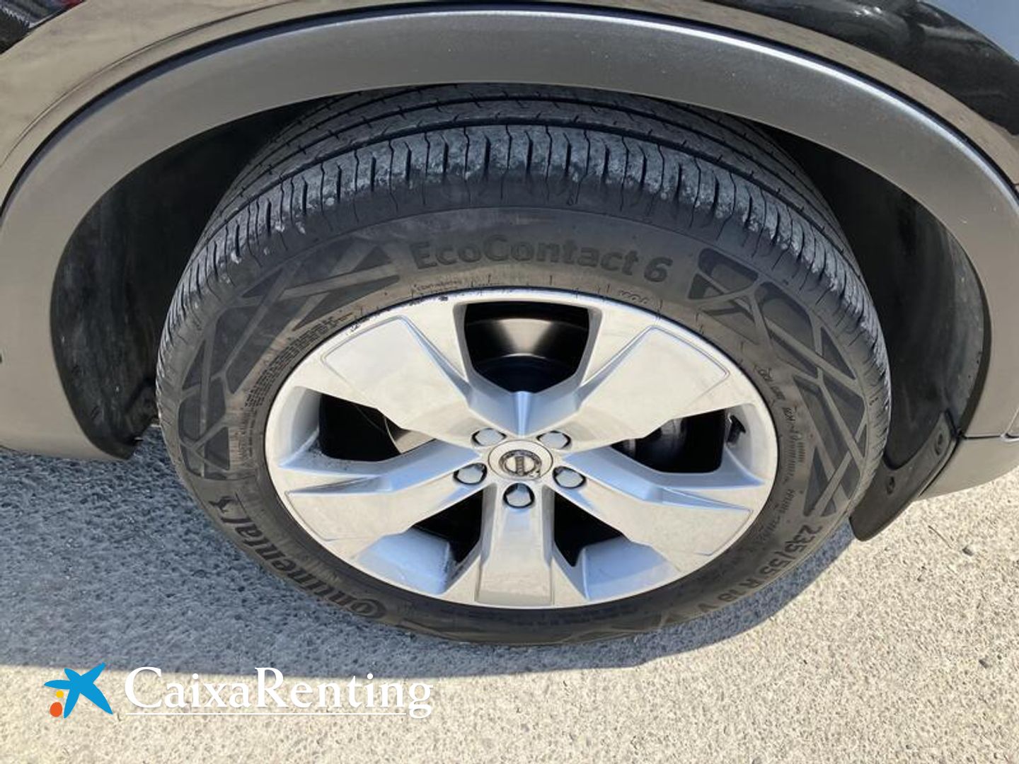 Volvo XC40 T2 Momentum Pro Auto 95 kW (129 CV)
