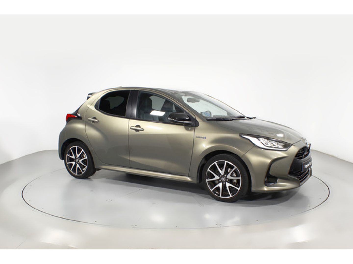 Toyota Yaris 1.5 120H Style Plus 85 kW (116 CV)