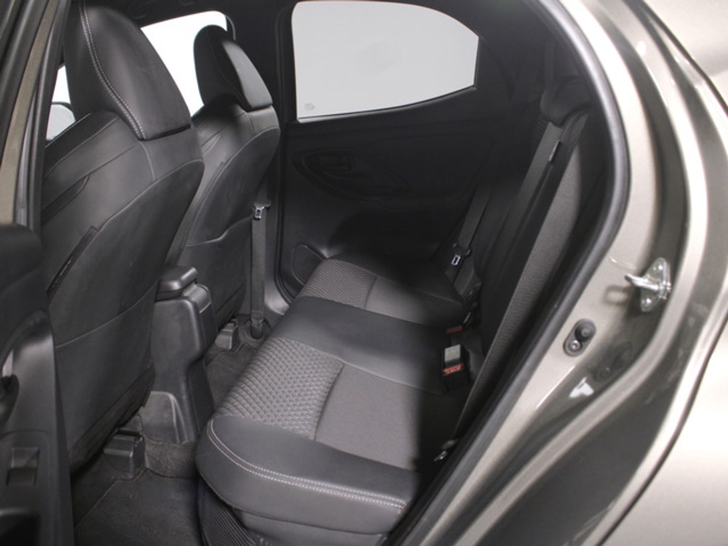 Toyota Yaris 1.5 120H Style Plus 85 kW (116 CV)