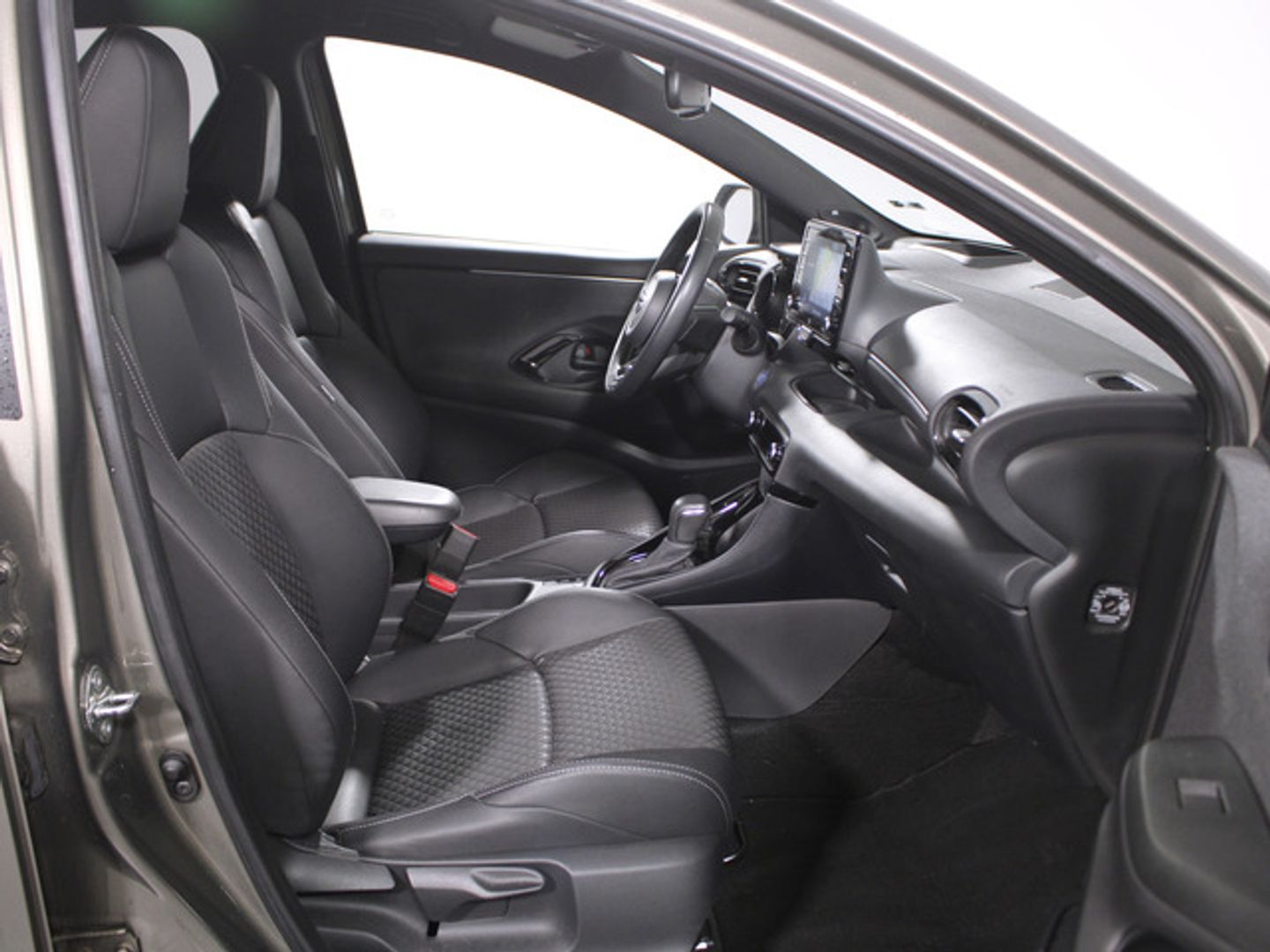 Toyota Yaris 1.5 120H Style Plus 85 kW (116 CV)