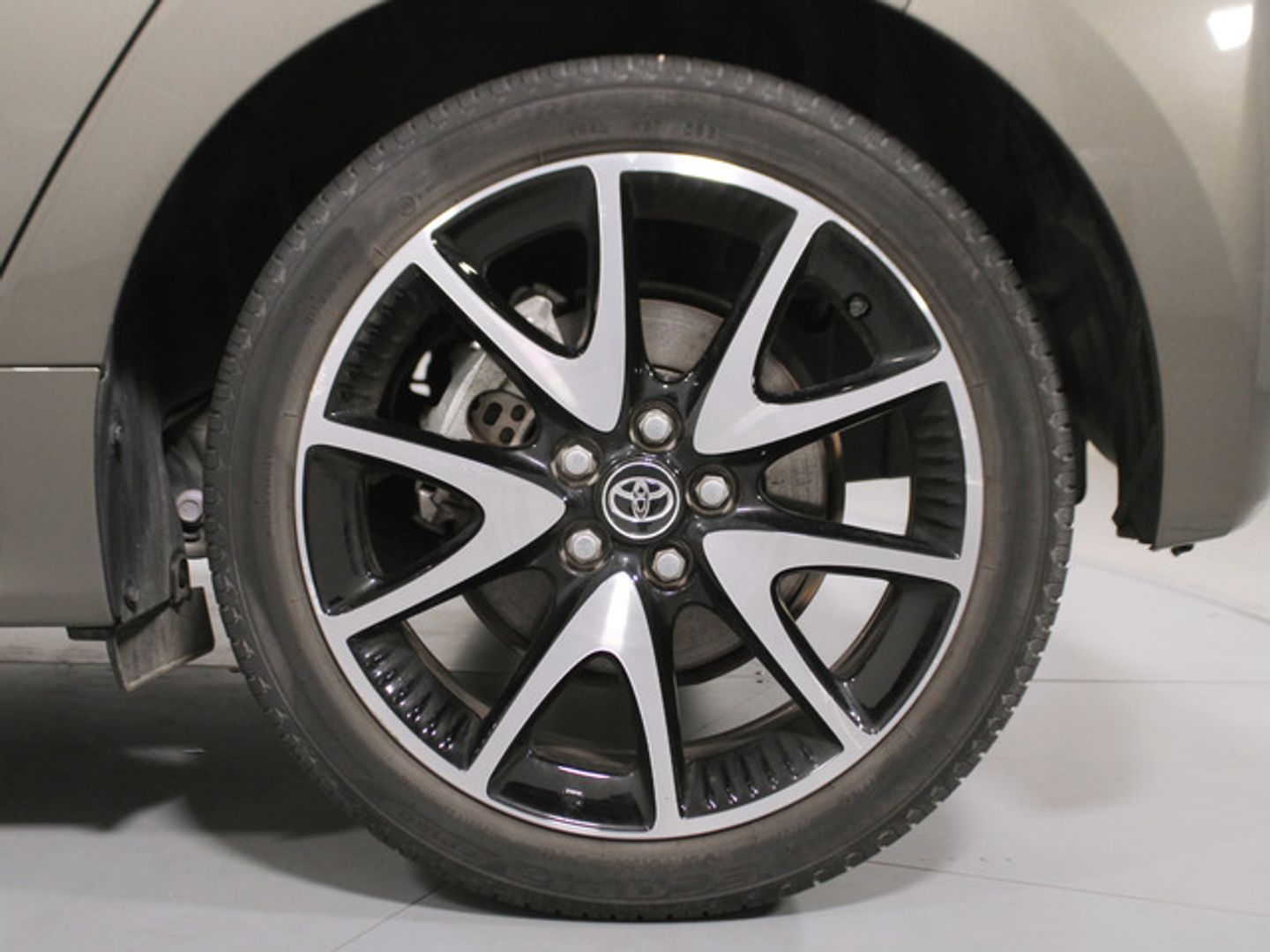 Toyota Yaris 1.5 120H Style Plus 85 kW (116 CV)