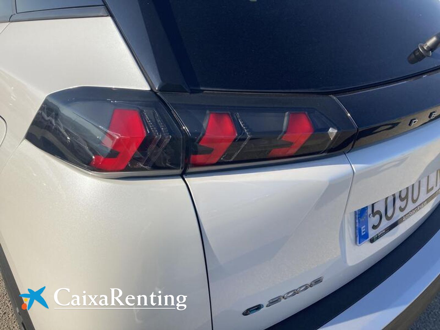 Peugeot e-2008 Eléctrico Allure Pack 100 kW (136 CV)