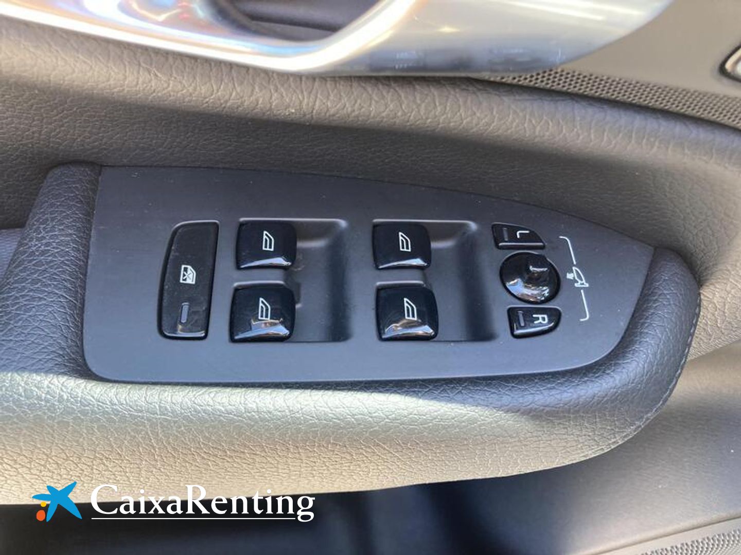 Volvo XC90 B5 D Momentum Pro AWD Auto 173 kW (235 CV)