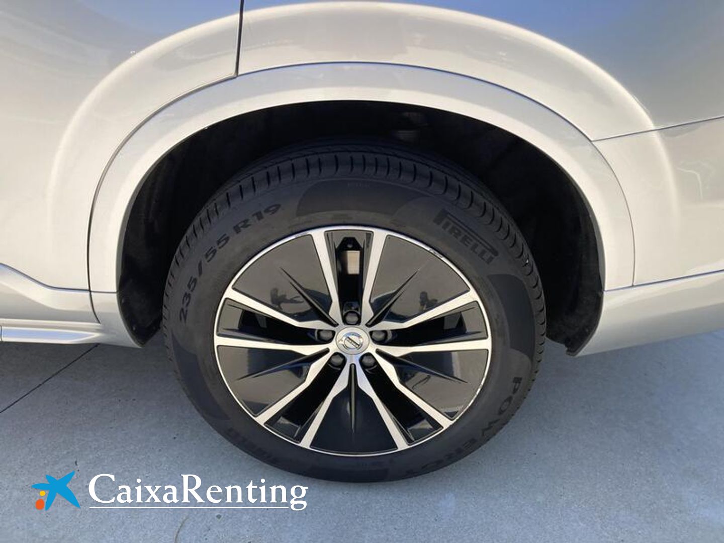 Volvo XC90 B5 D Momentum Pro AWD Auto 173 kW (235 CV)