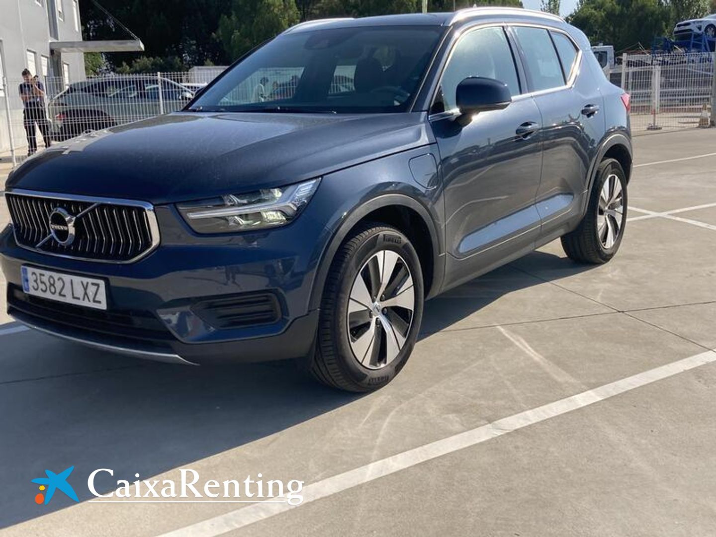 Volvo XC40 T4 PHEV Recharge Core Auto 155 kW (211 CV) Azul All Terrain / Pick-up