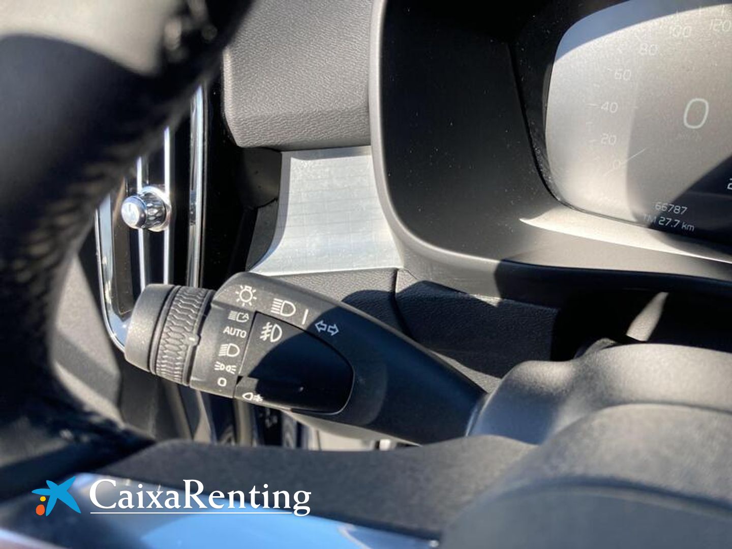 Volvo XC40 T4 PHEV Recharge Core Auto 155 kW (211 CV)