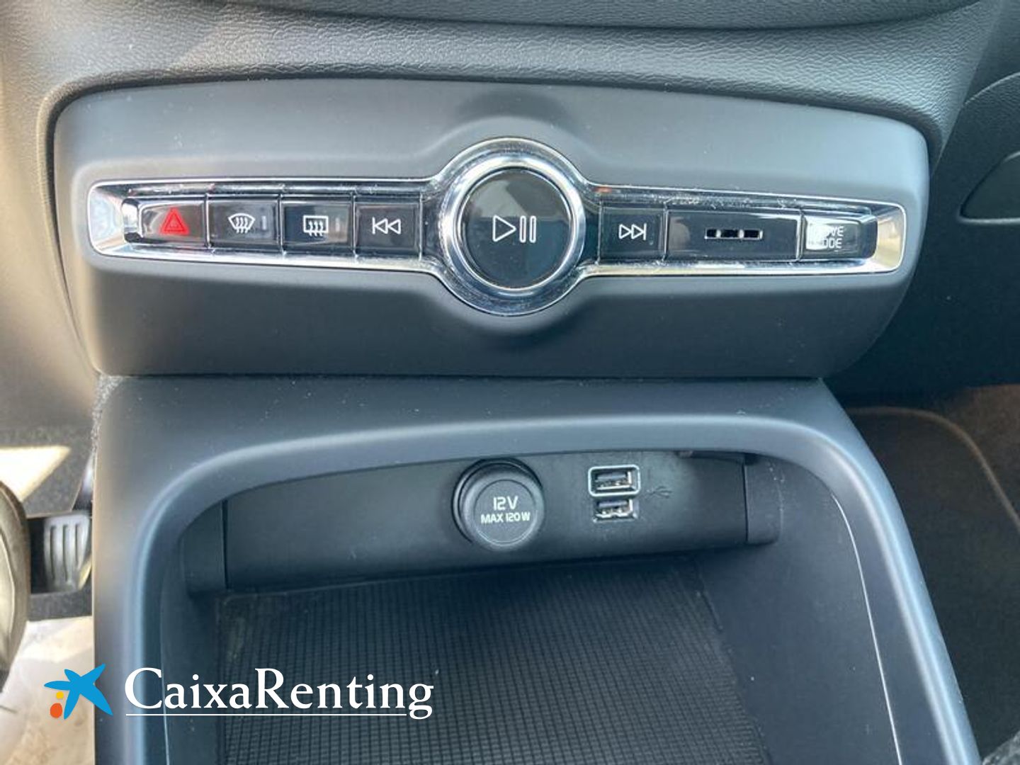 Volvo XC40 T4 PHEV Recharge Core Auto 155 kW (211 CV)