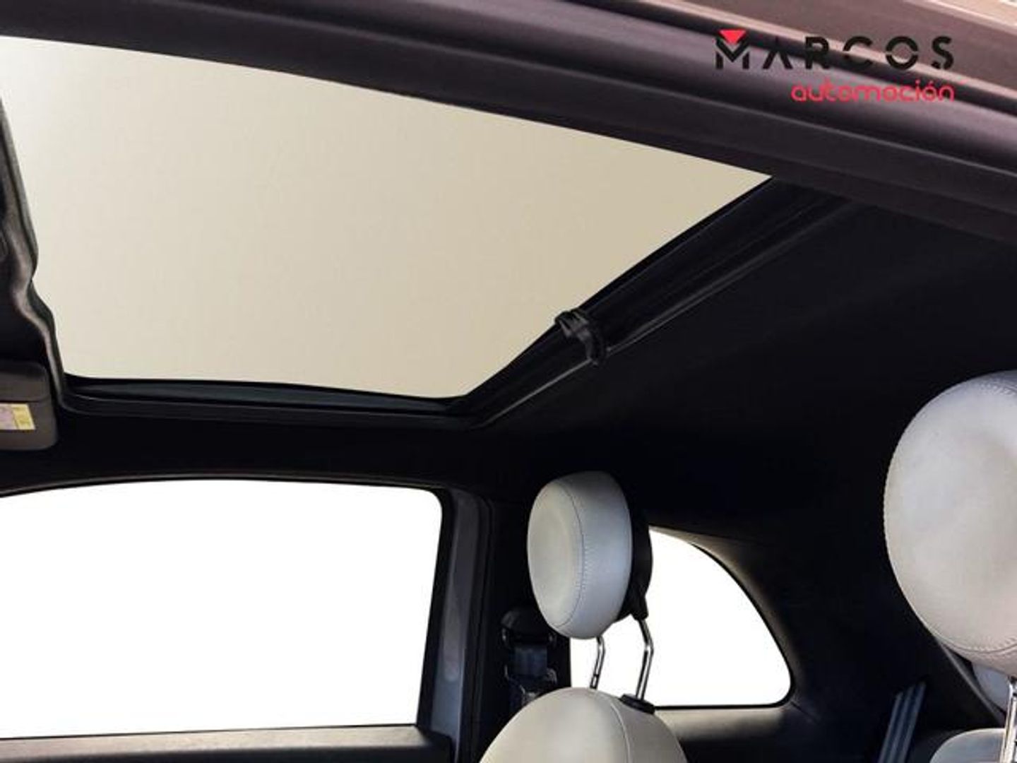 Fiat 500 1.0 Hybrid Dolcevita 51 kW (70 CV)